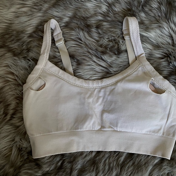 NWOT PowerSoft Set - Seamless Ribbed Sports Bra & High-Waisted 7/8 Joggers - Picture 13 of 13